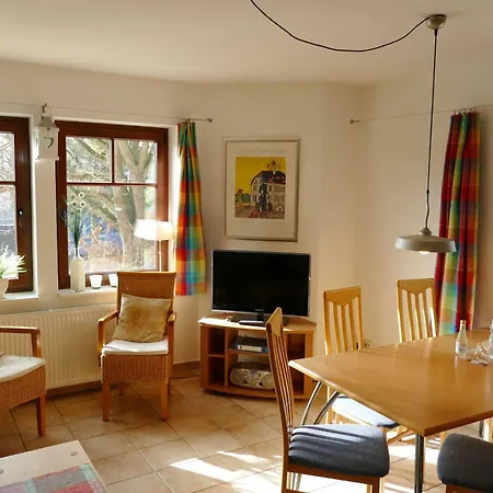 Adebar Appartement *